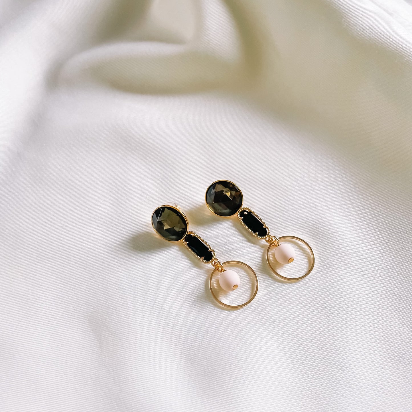 Lori beluga Statement