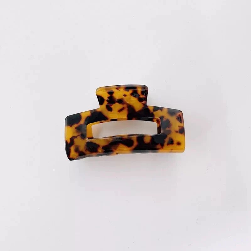Medium Clip Love always I Brown Marble