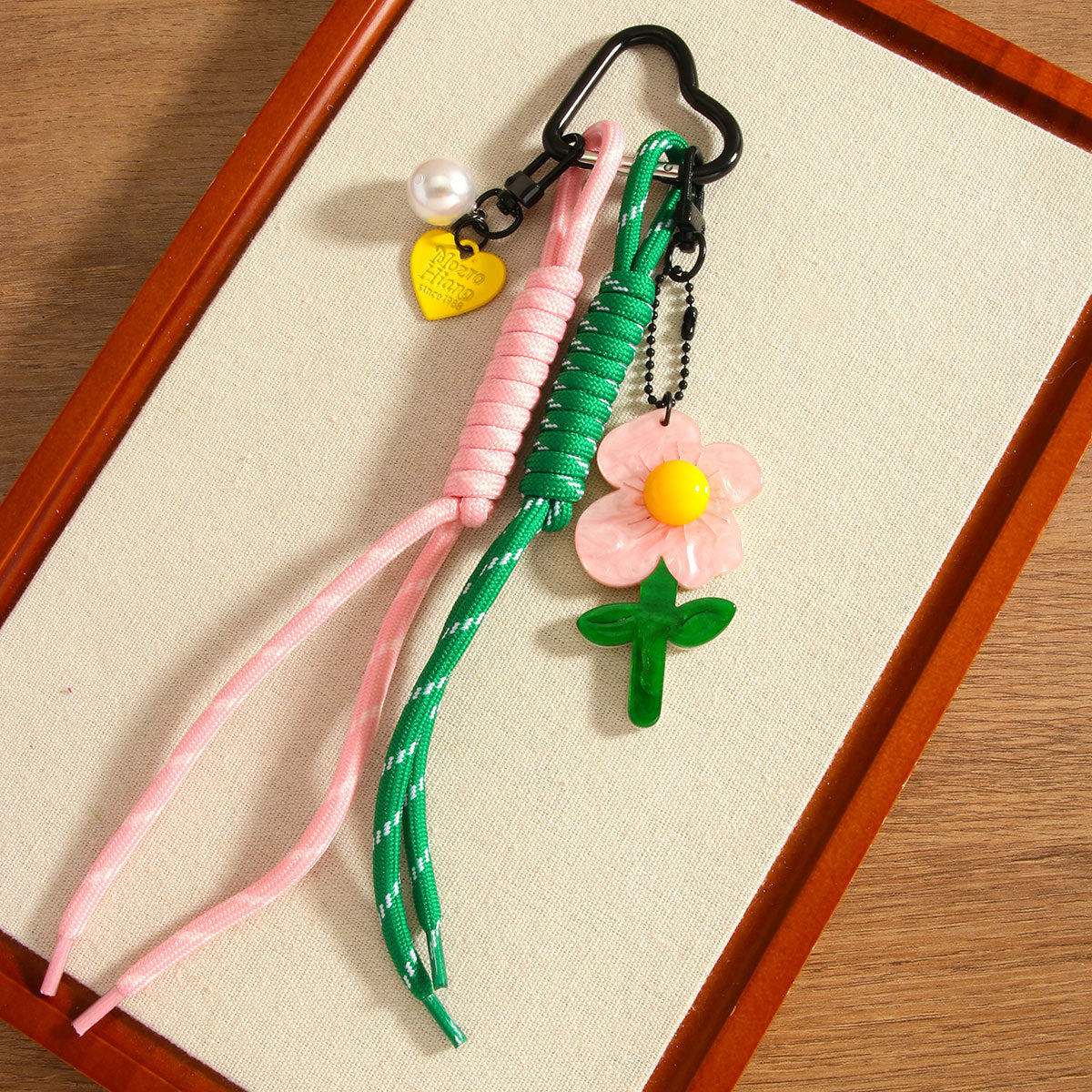 Key Chain Flower Resin I Groen/roos