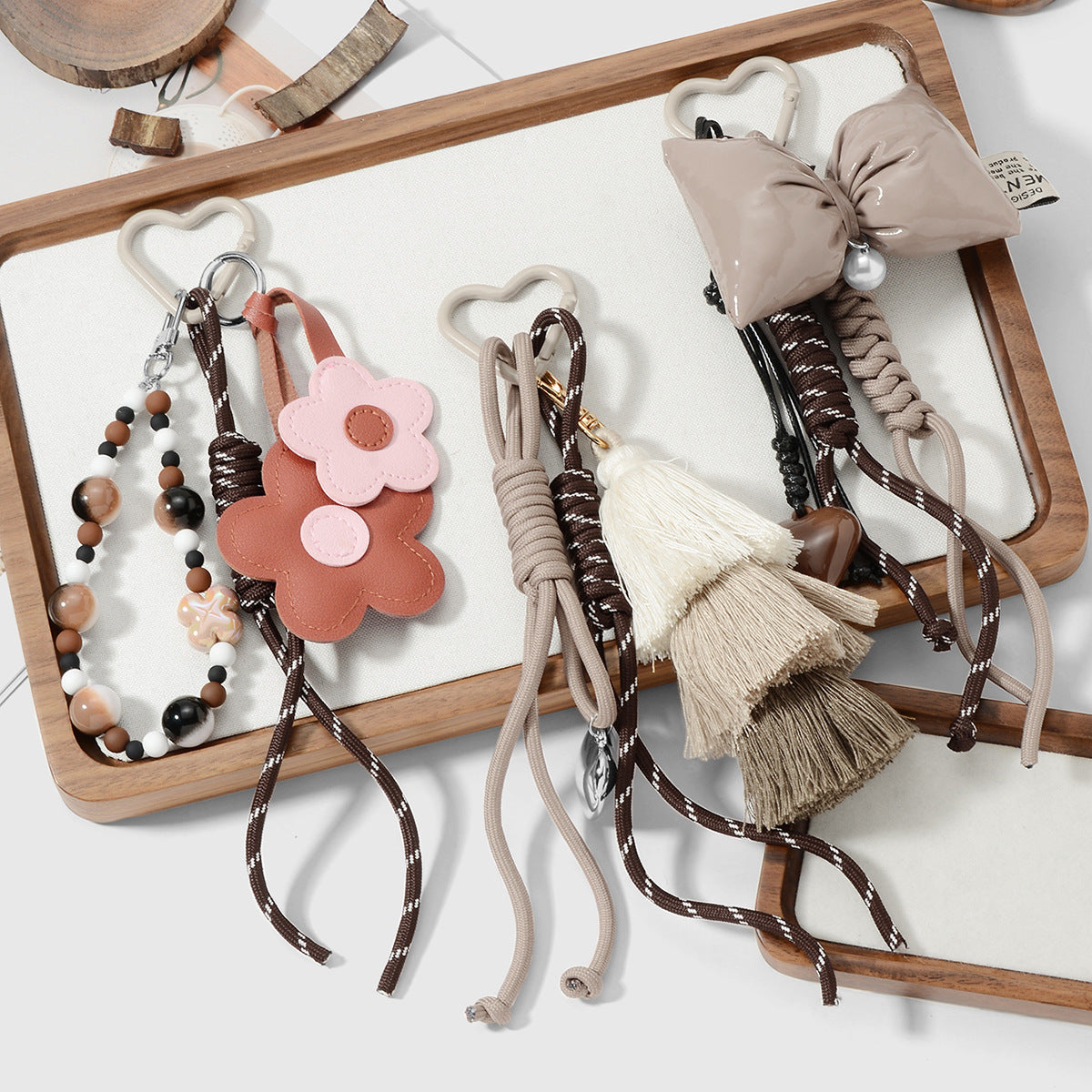 Key Chain Two Flowers I Bruin/roos